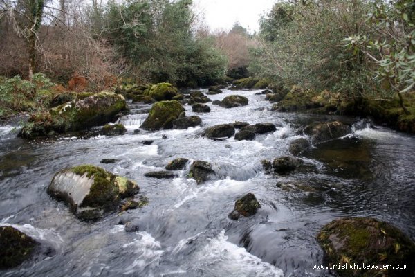  Upper Lee River - bolder garden upstream from big drop( low water)