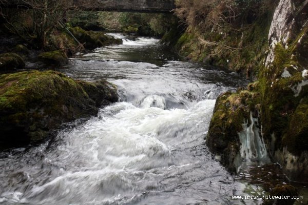  Upper Lee River - small drop (low water)