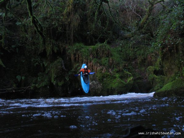  Owennashad River - tony does the horizontal face plant dance!