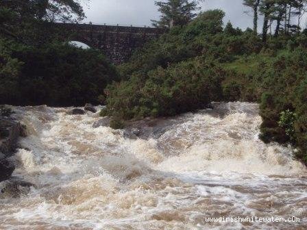  Bunhowna River - Final set of rapids.Either river left or right is good.High water