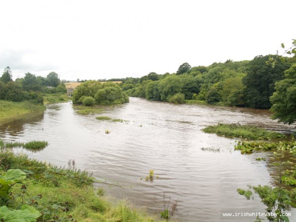  Boyne River - Boyne at Old Mill 18/08/08