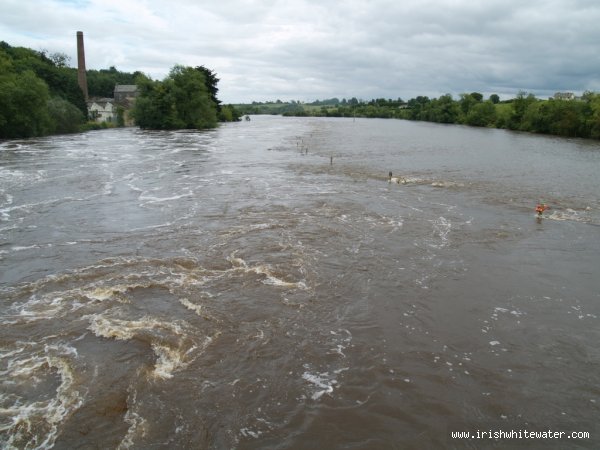  Boyne River - Boyne at Slane Bridge