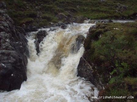  Srahnalong River - Drop before the S-bend.Low water