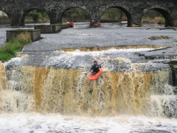  Ennistymon Falls River - Tiernan off the ledge