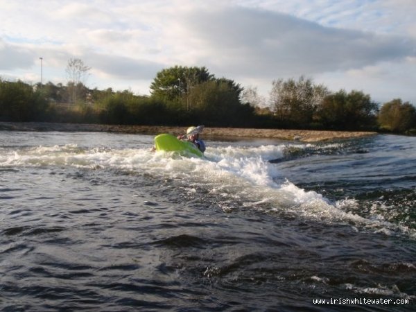  Nore River - Low water at Green's Bridge Weir